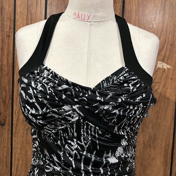 Black and White Halter Mini Dress - Picture 3 of 8